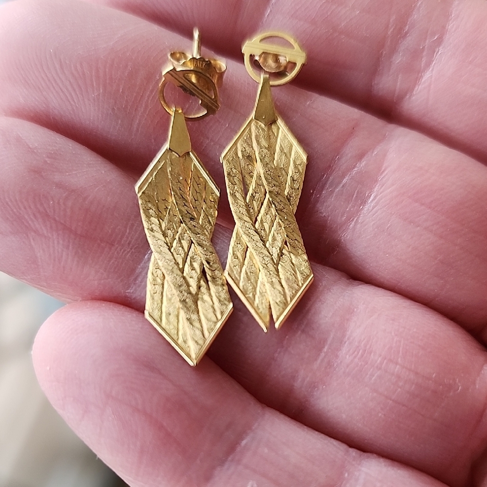 14K Gold Vintage Elegant Solid Gold Braided Herringbone Dangle Pierced Earrings - Picture 15 of 15